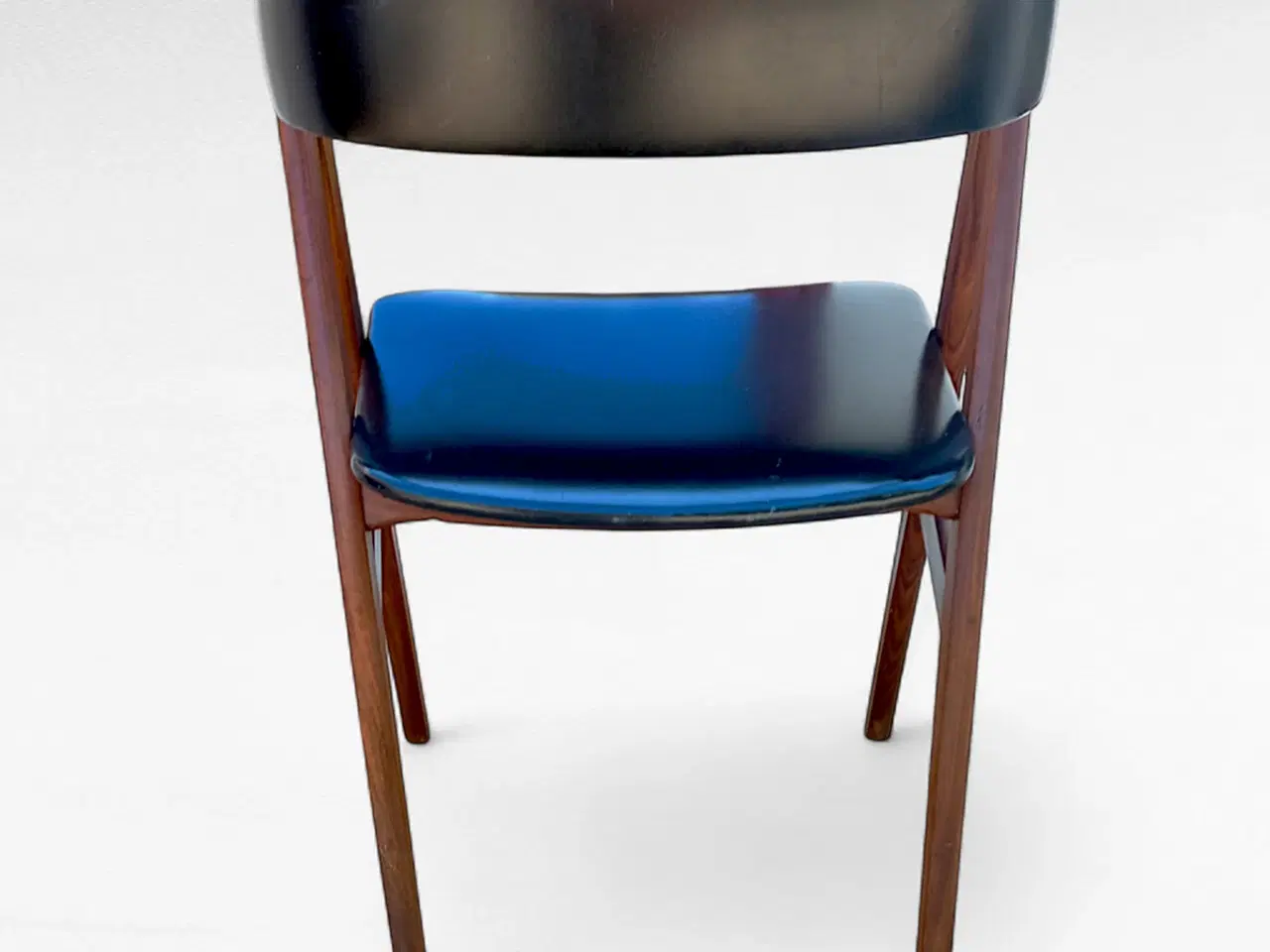 Billede 6 - Tidløs elegance: Klassisk dansk design stol fra 19