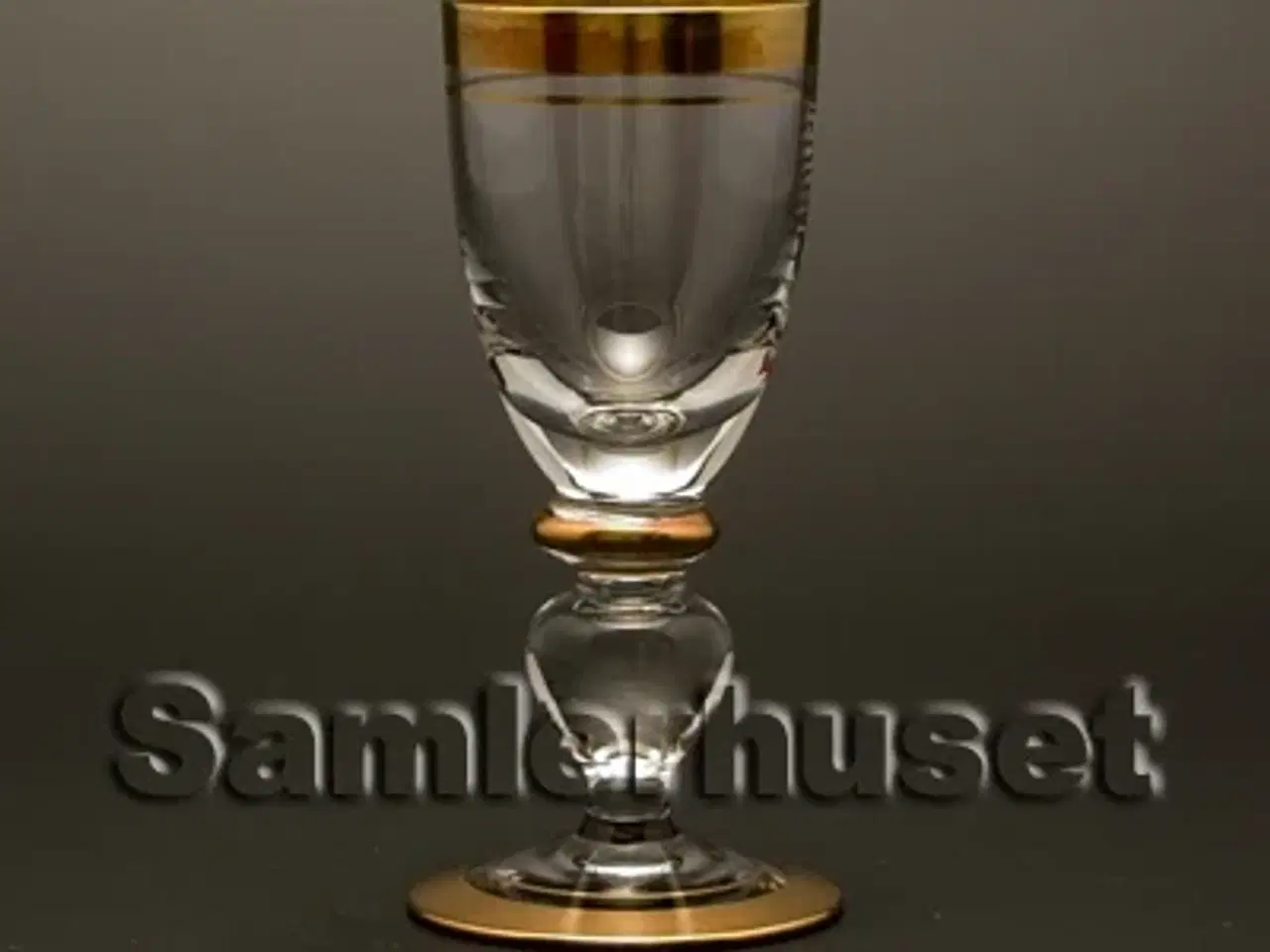 Billede 1 - Gyldenholm Rødvinsglas. H:16,2 cm.