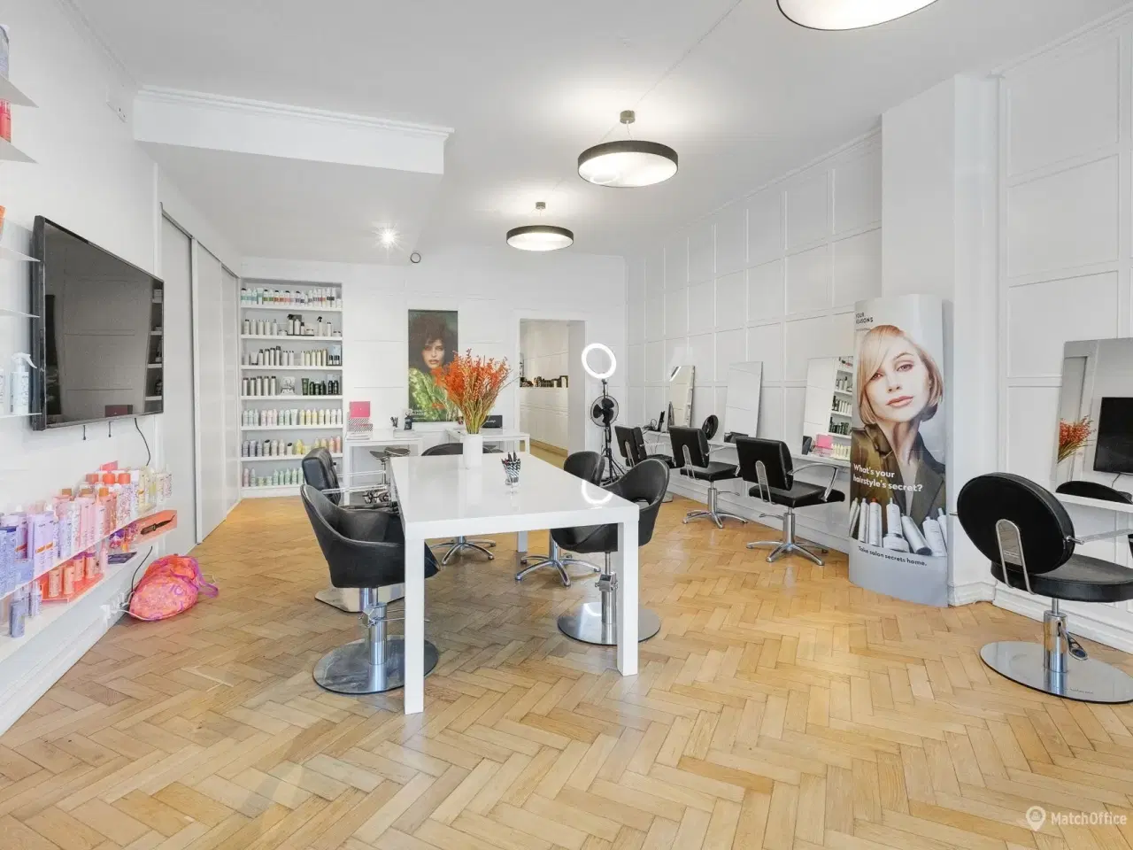 Billede 20 - EKSKLUSIVE LEJEMÅL VED FREDERIKSBERG HAVE KONTOR / KLINIK / SHOWROOM M.M.