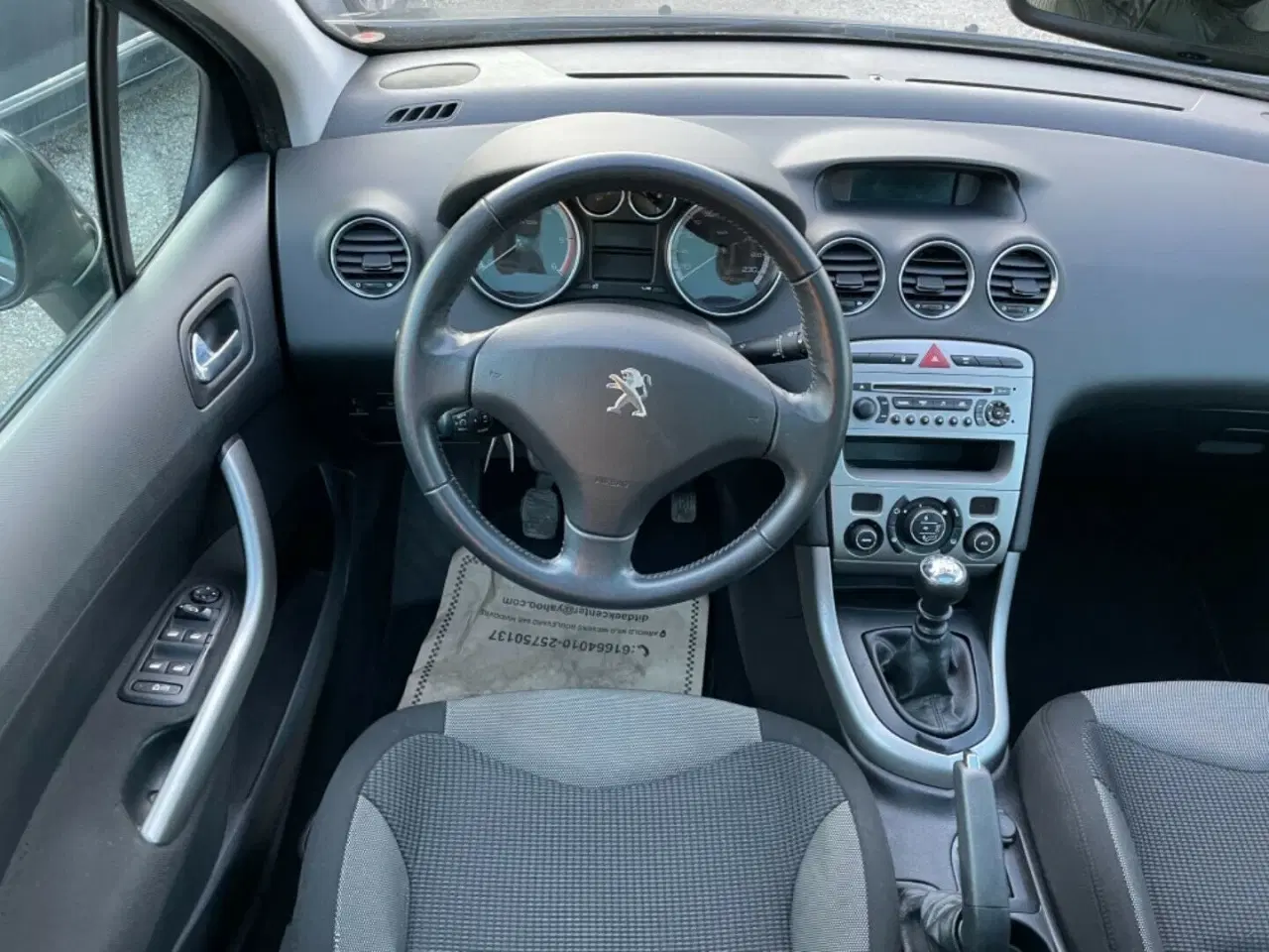 Billede 18 - Peugeot 308 1,6 e-HDi 112 Sportium SW 7prs