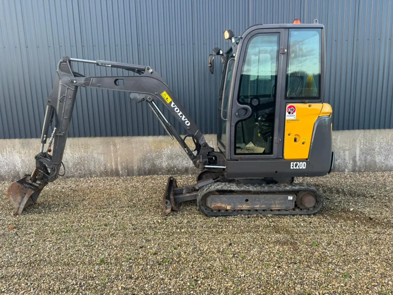 Billede 1 - Volvo EC20D minigraver med Tiltman 