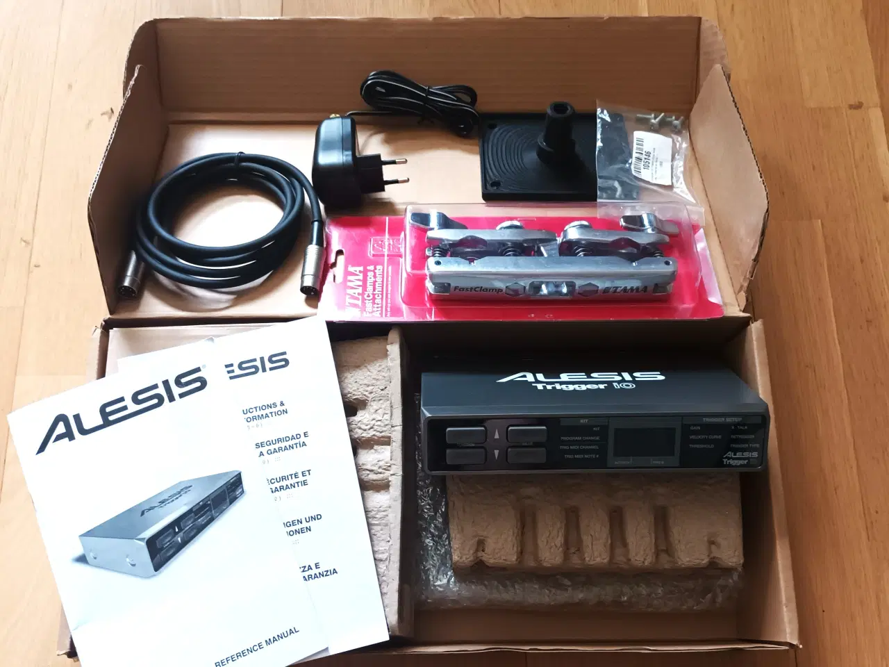 Billede 1 - Alesis Trigger iO + Tama MC62 clamp + MIDI kabel 