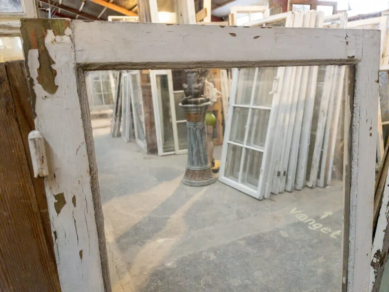 Billede 3 - Større vinduesramme med én kittet rude