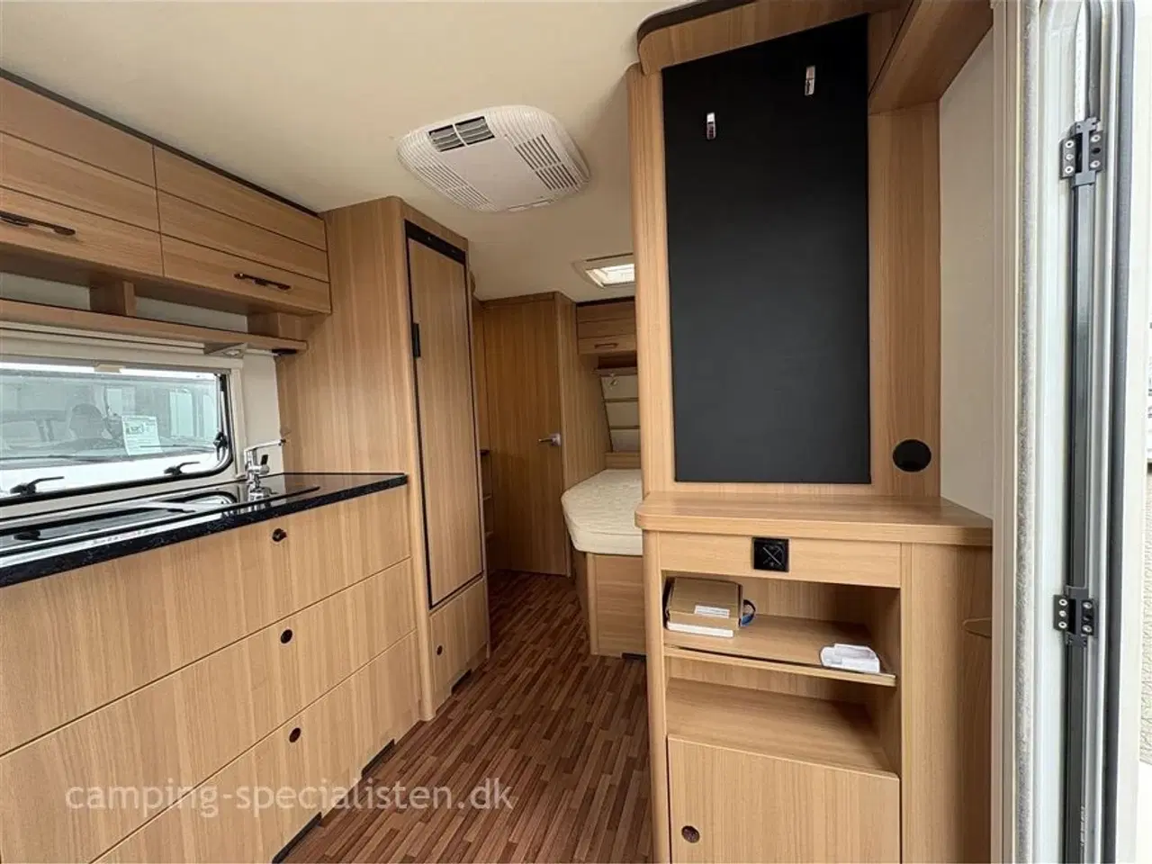 Billede 6 - 2017 - LMC Style 460 D   LMC Style 460 D 2017 - Se den hos Camping-Specialisten.dk