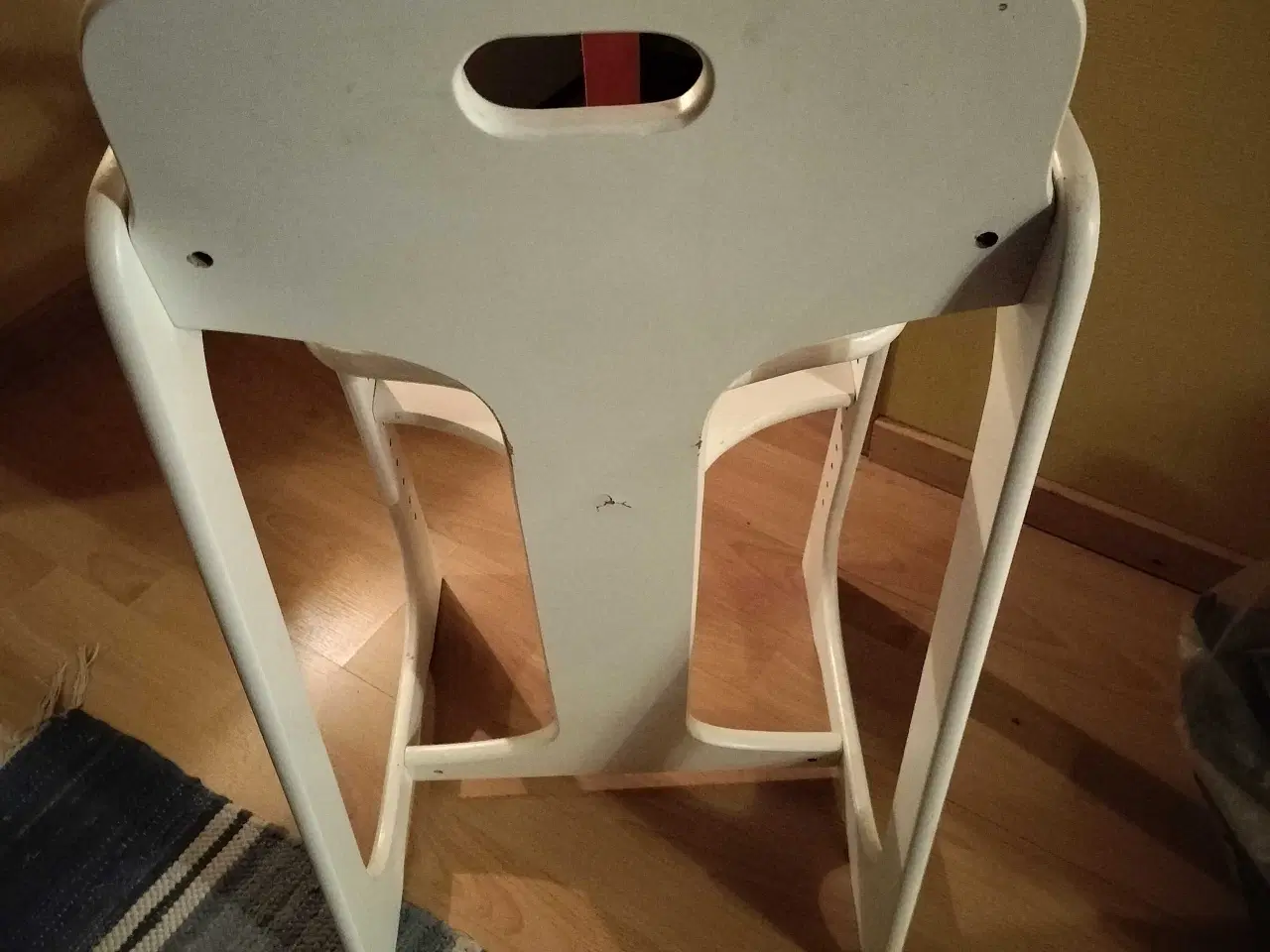 Billede 3 - Hvid højstol 