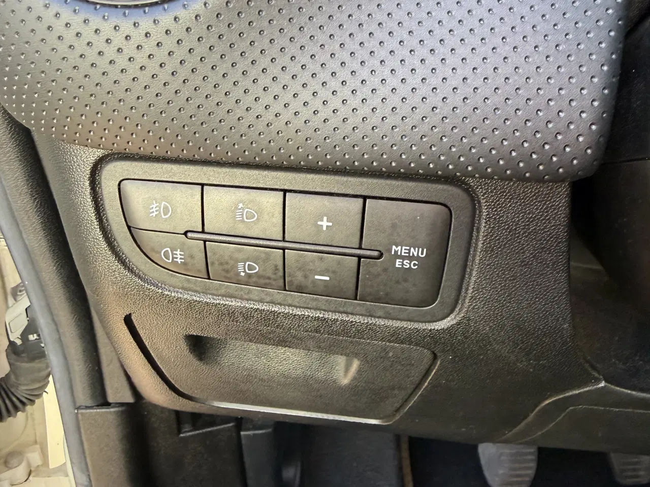 Billede 7 - Fiat Punto EVO hvid  NYSYNET 
