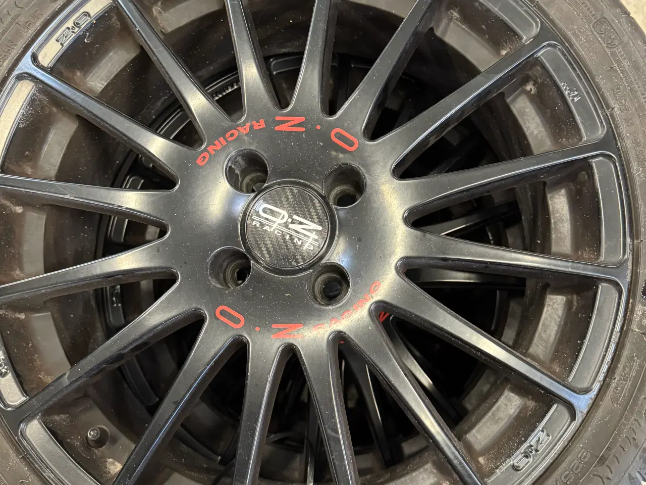 Billede 3 - Fælge og dæk