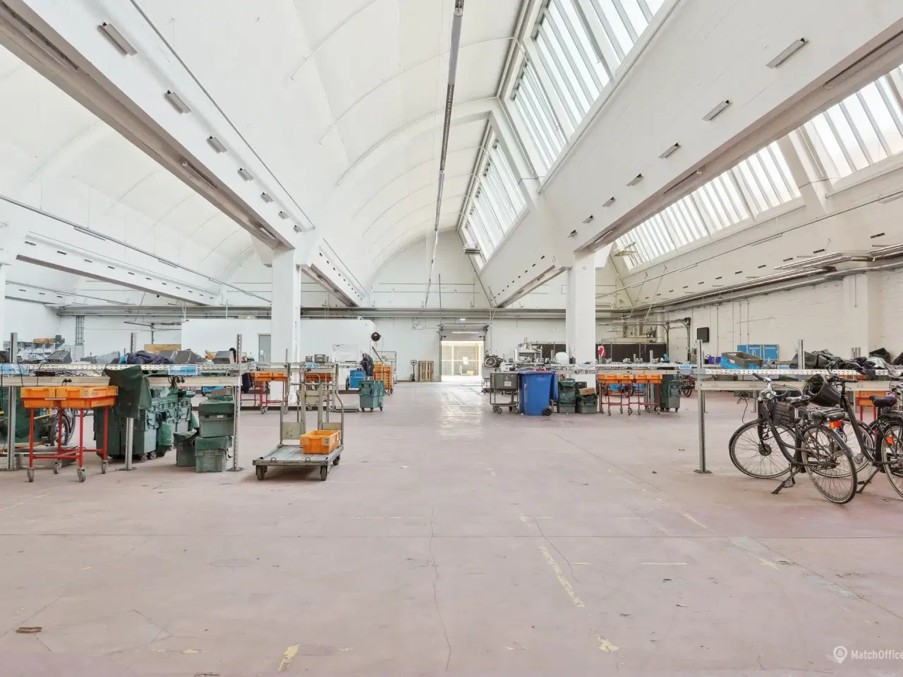 Billede 18 - Lager-og kontorlokaler med indhegnet gårdareal