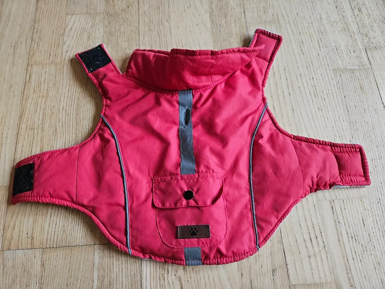 Billede 1 - Hundejakke til lille hund ca. 2,5-4,5 kg