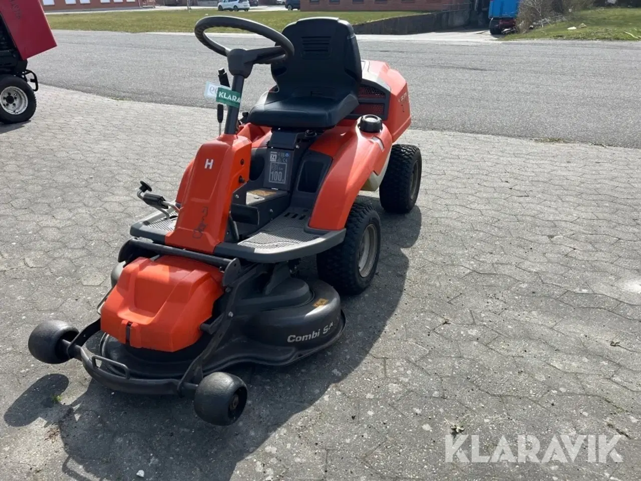 Billede 1 - Græsslåmaskine Husqvarna R216AWD