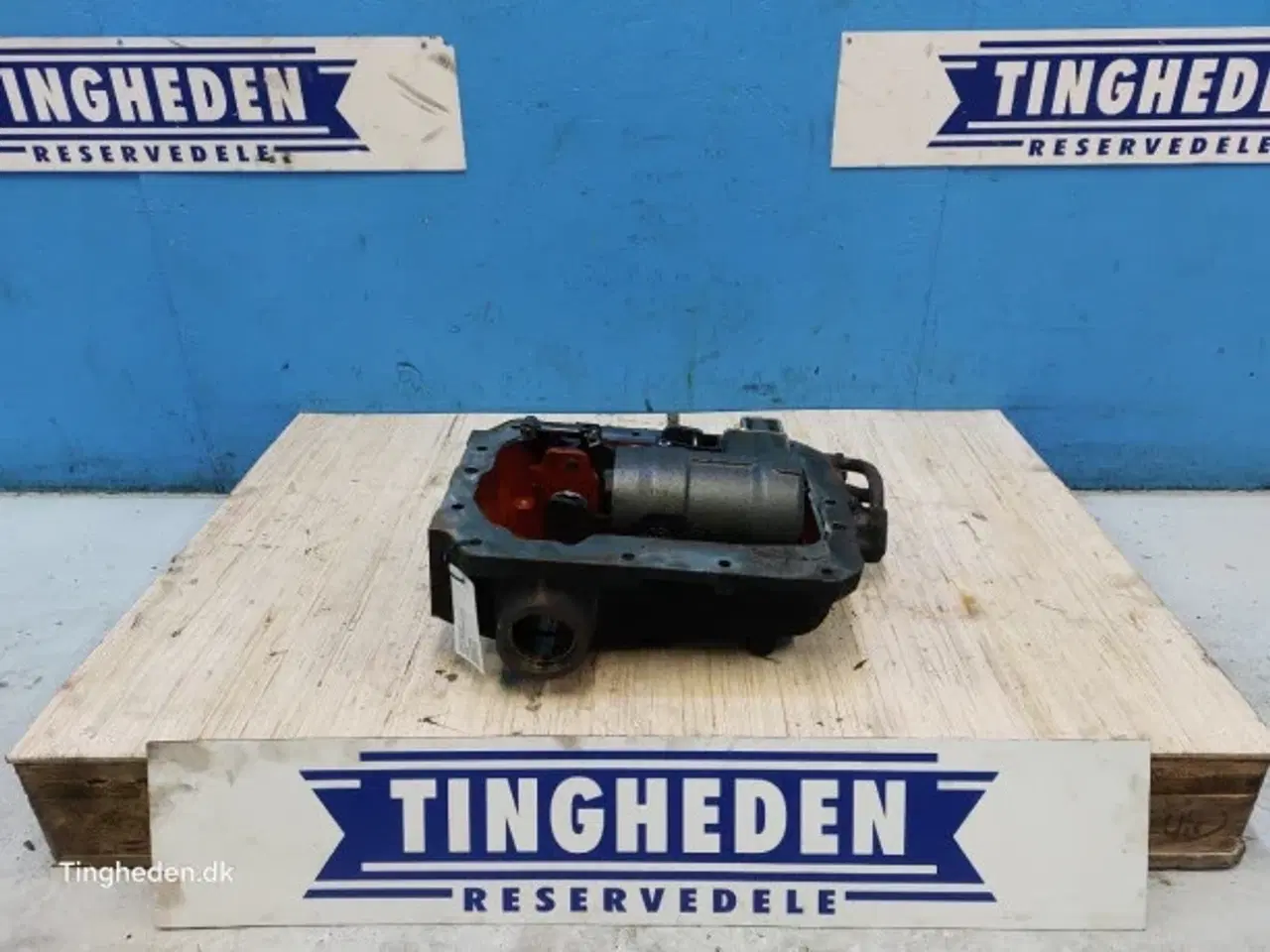 Billede 1 - Case Farmall 95A Dæksel 5098972