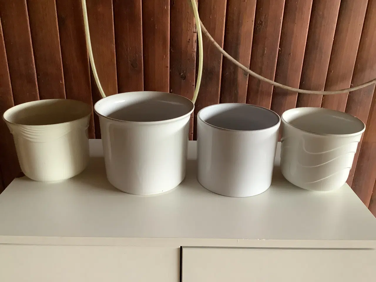 Billede 3 - Store urtepotter skjuler