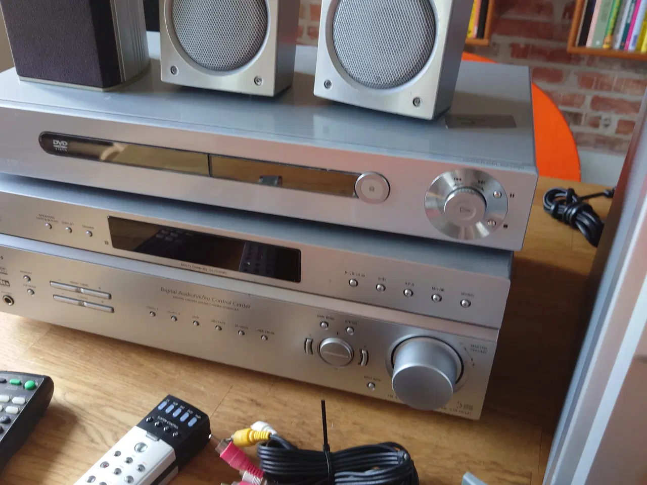 Billede 2 - Sony sourroundsystem med dvd afspiller 