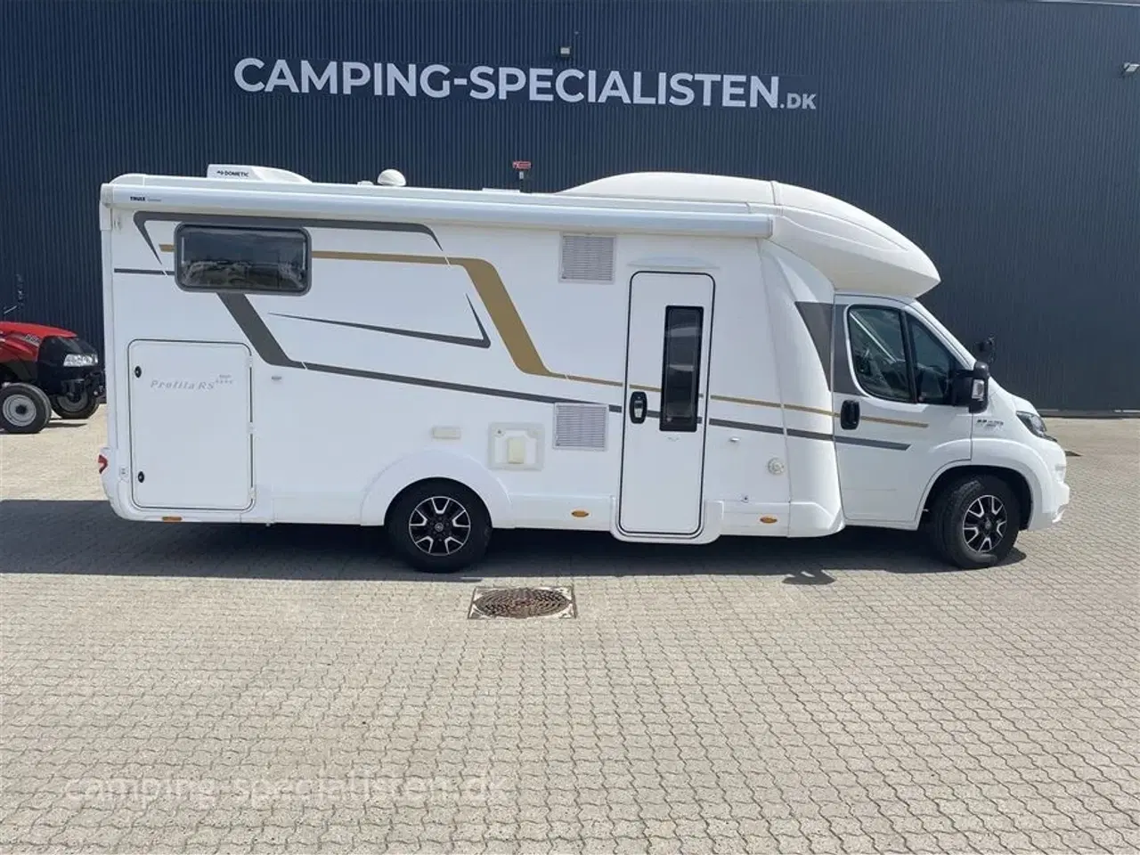 Billede 1 - 2017 - Eura Mobil Profila T720 QF   Eura Mobil Profila T720 EB model 2017 - kan nu ses hos Camping-Specialisten.dk