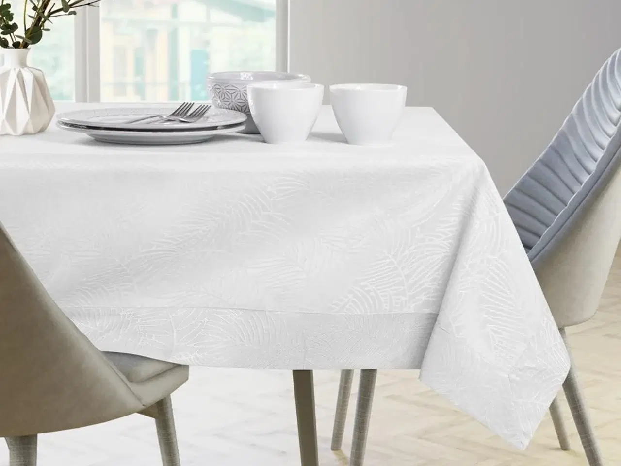 Billede 5 - Dug hvid 140x340 – AmeliaHome Gaia, præget bladmønster