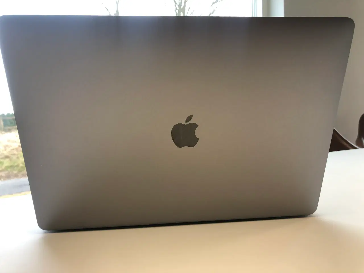 Billede 2 - MacBook Pro Retina 15” i9 Touchbar