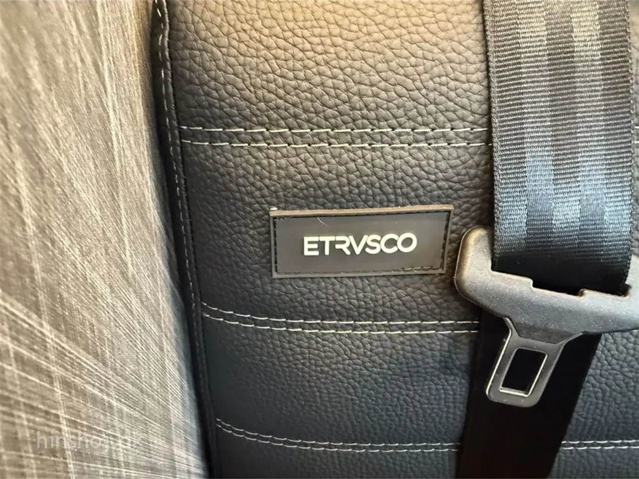 Billede 7 - 2026 - Etrusco I 7400 QBC Scandic Edition   Etrusco by Hymer er Italiensk Elegance og Komfort fra Hinshøj Caravan