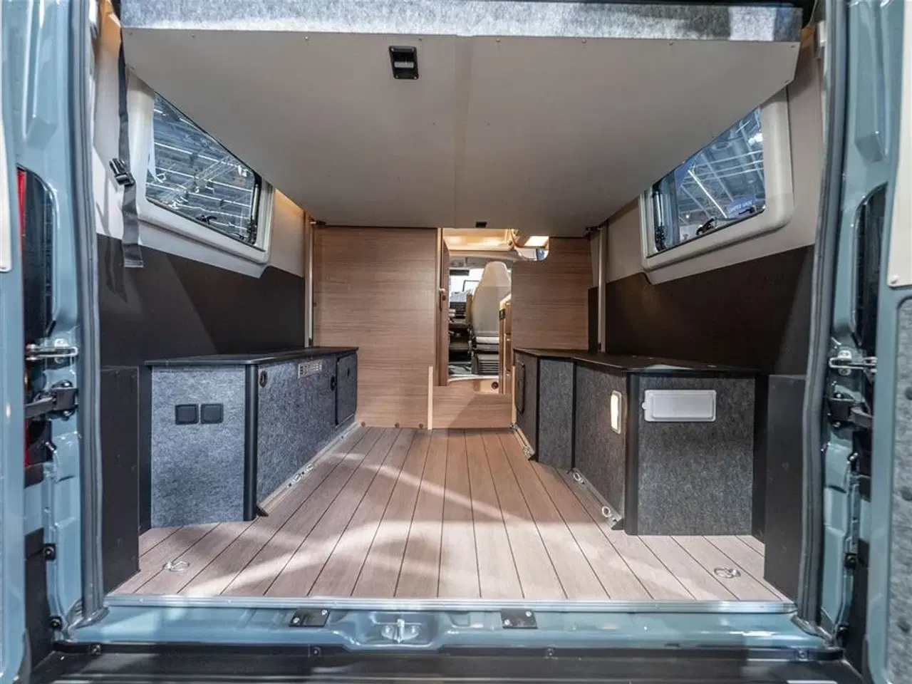 Billede 27 - 2026 - Knaus Boxlife 600 ME Platinum Selection   van under 6 meter med langsgående seng