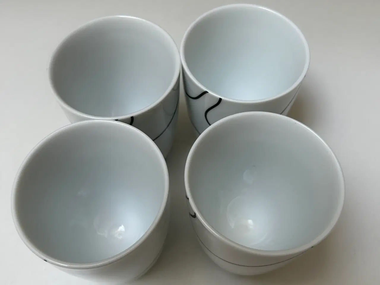 Billede 2 - 4 stk. Menu krus