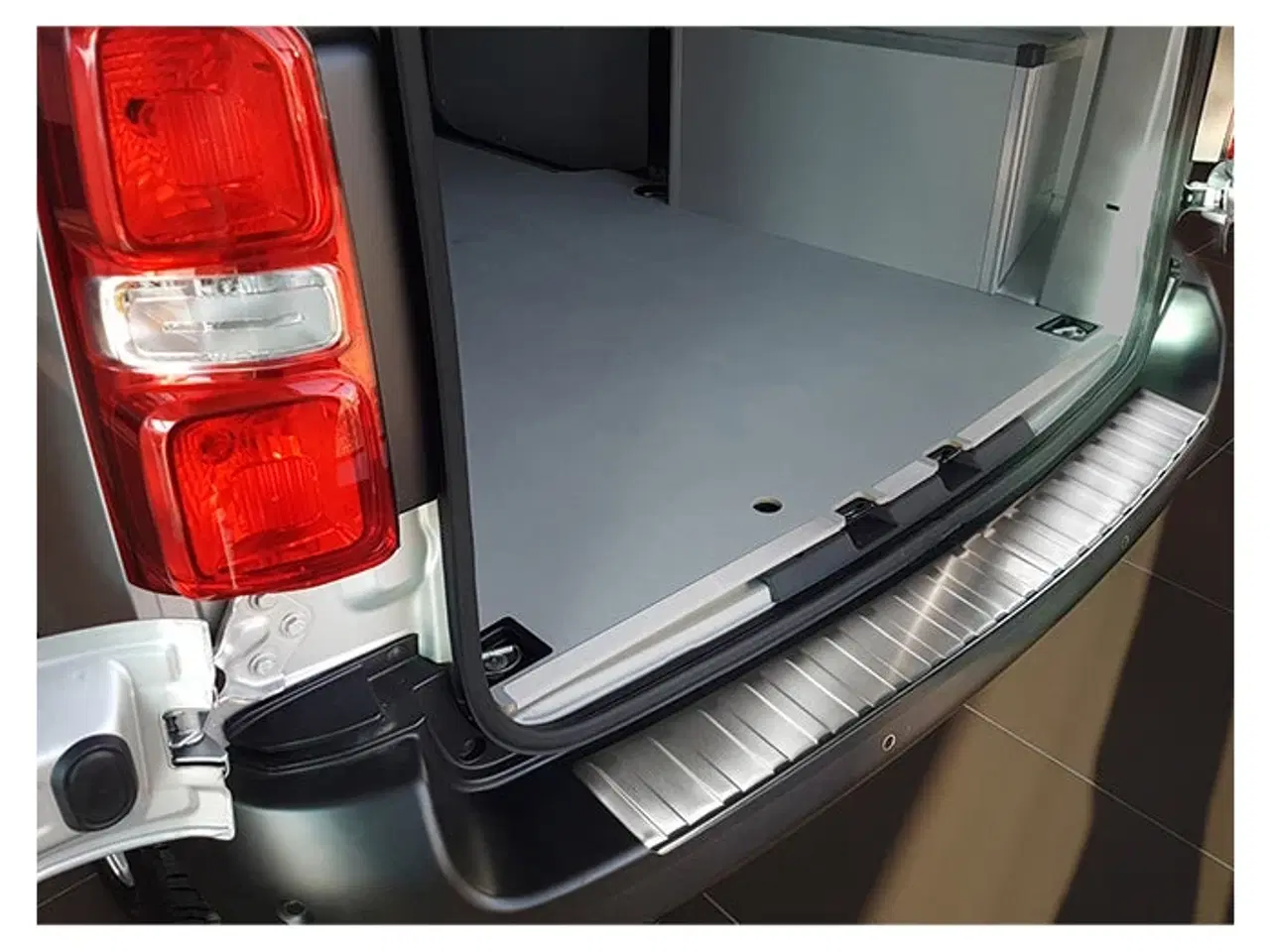 Billede 1 - Læssekantbeskytter Cit. Jumpy III 2016- Plas kofang.Stå