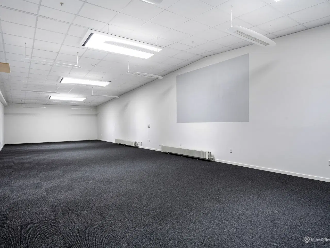 Billede 13 - Velbeliggende lager- og produktionsarealer med kontor på i alt 6.888 m²