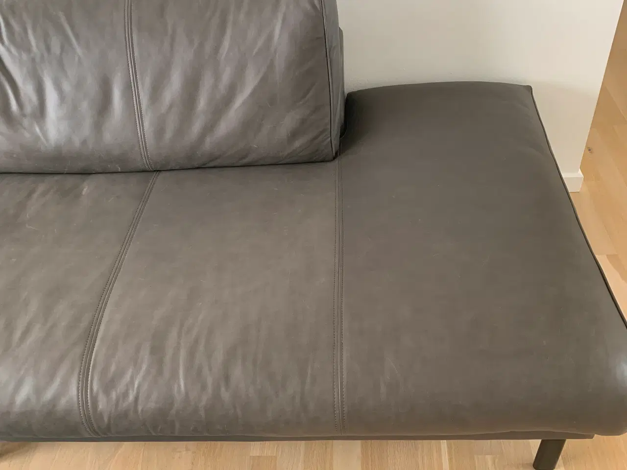 Billede 2 - Sofa 5 pers. Læder