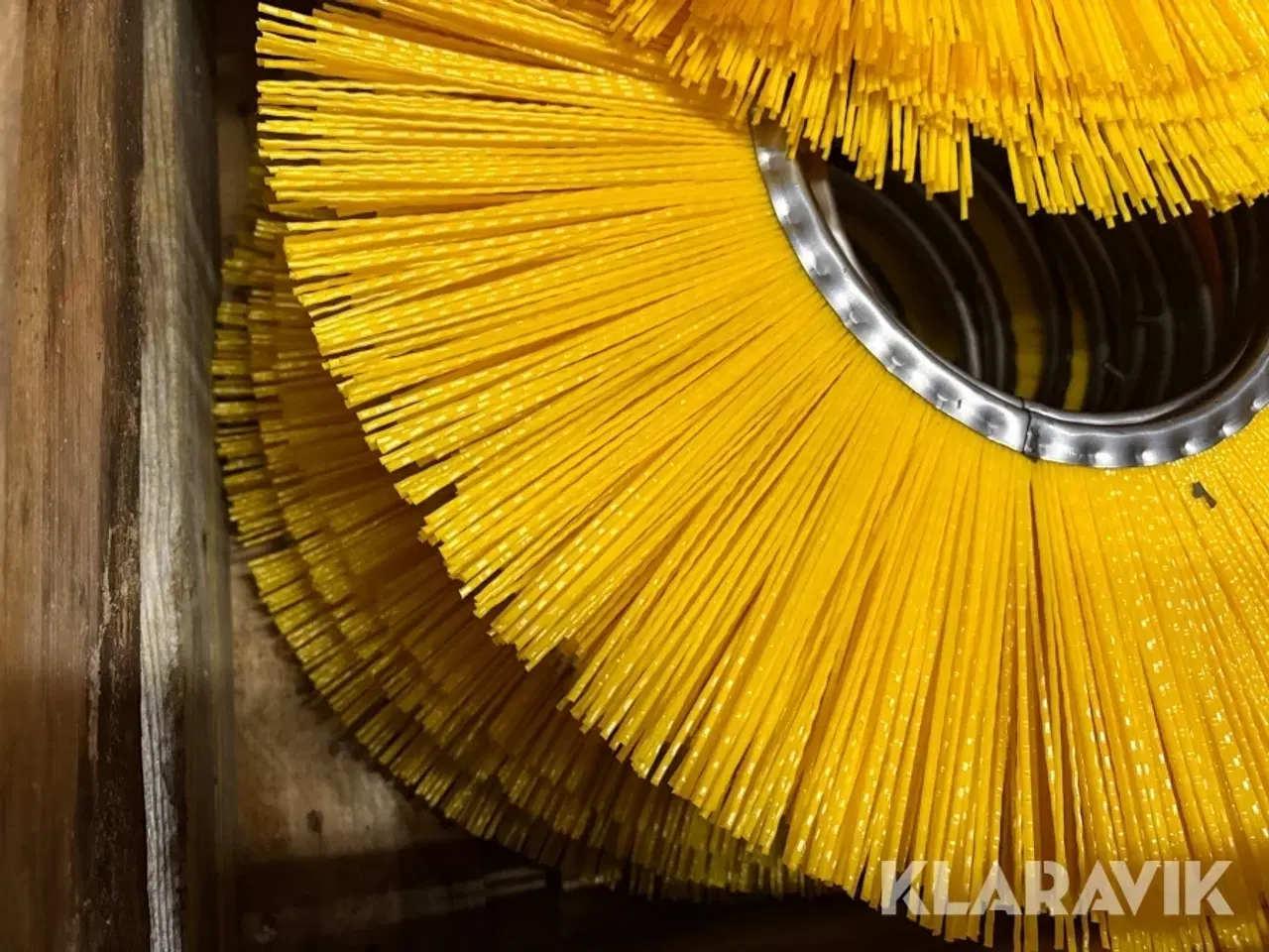 Billede 6 - Børster til - 25,5 cm i hul-diameter - cirka 40 styks