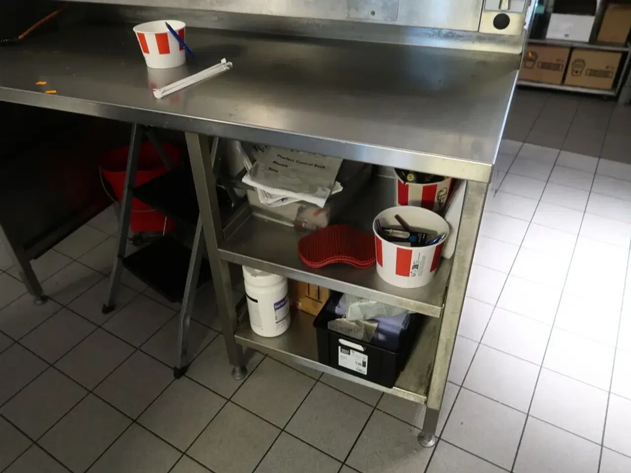 Billede 7 - Rustfri stålbord med varmeskab HENNY PENNY HCW-5