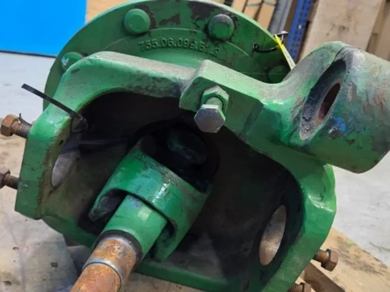 Billede 12 - John Deere 6215R Hjulnav L. L220171