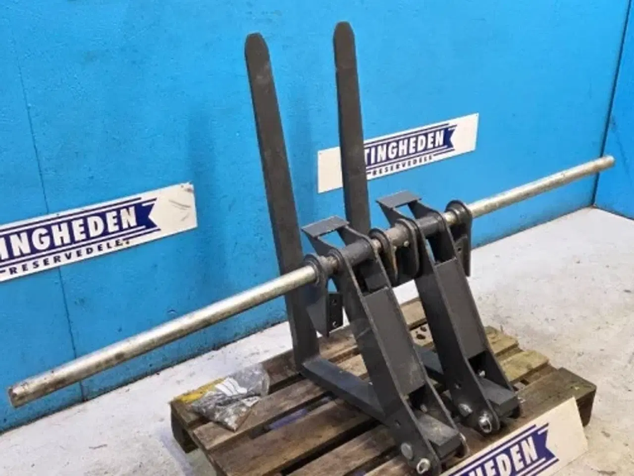 Billede 16 - New Holland B115C Pallegafler Kit 87310367