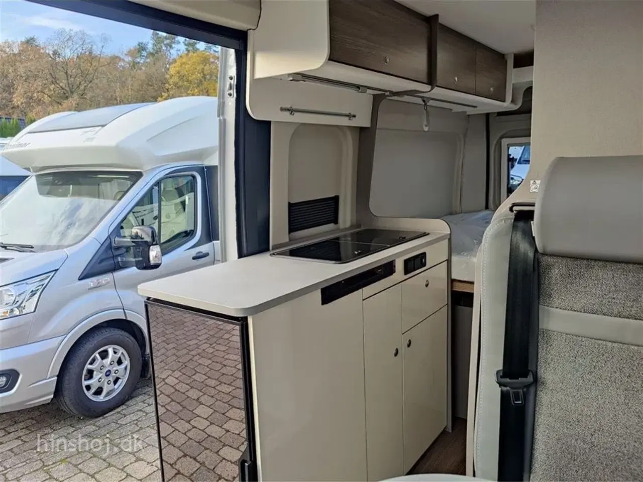 Billede 4 - 2025 - Etrusco CV 600 DB Plus   Lækker Camper van fra Etrusco med dobbeltseng fra Hinshøj Caravan