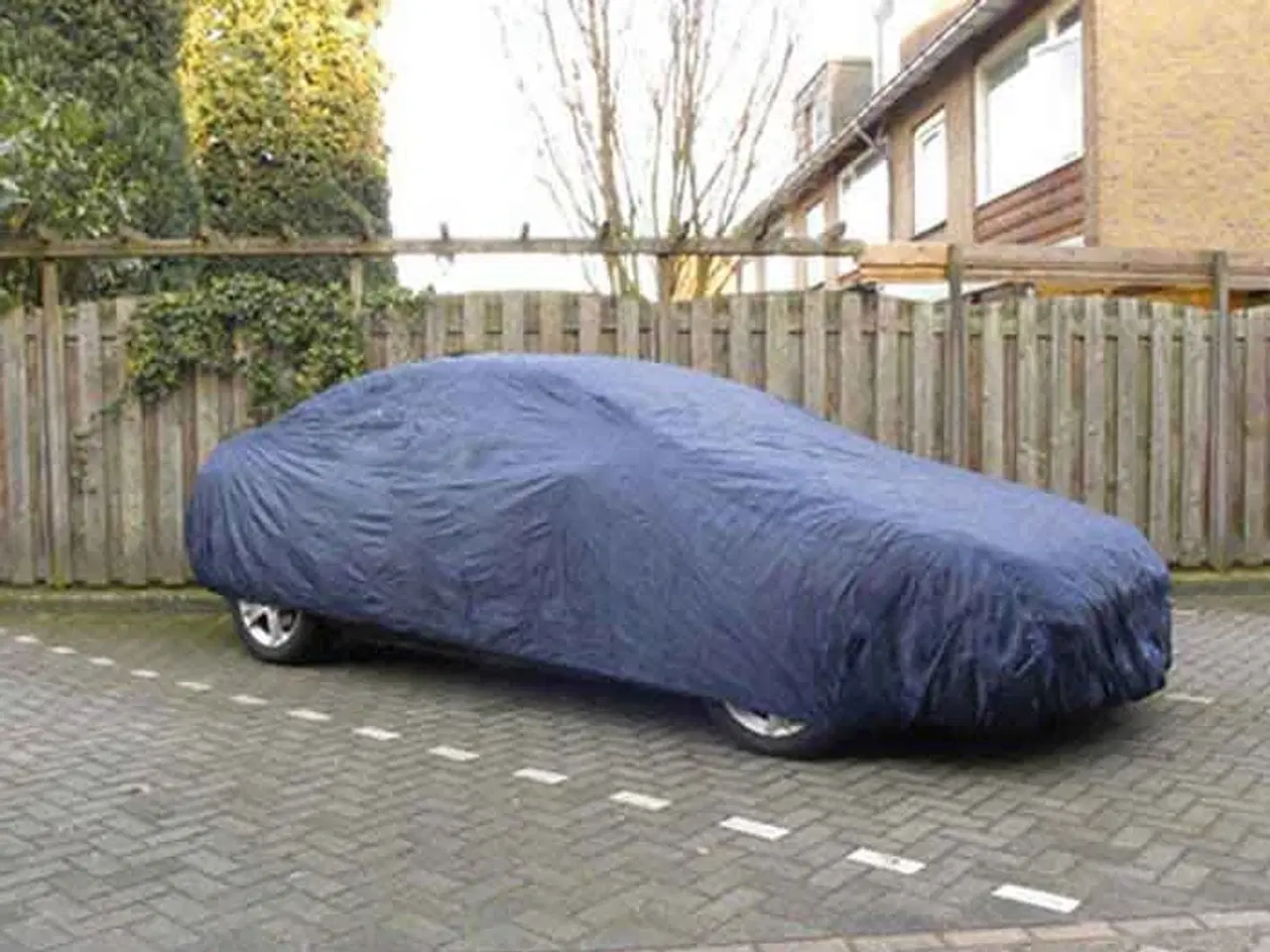 Billede 1 - Bilgarage S - (408X146X115 cm)