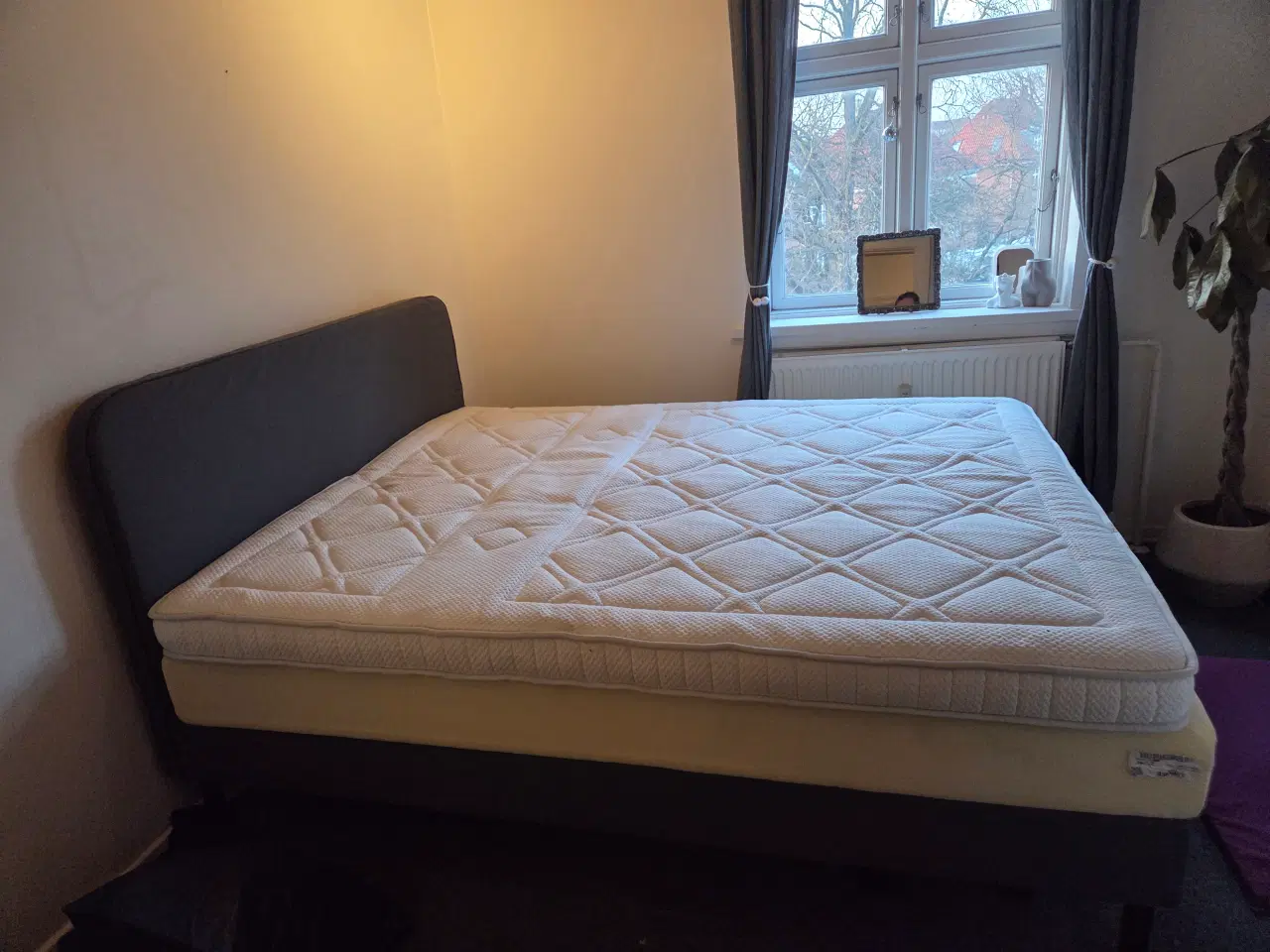 Billede 1 - Seng i god kvalitet 