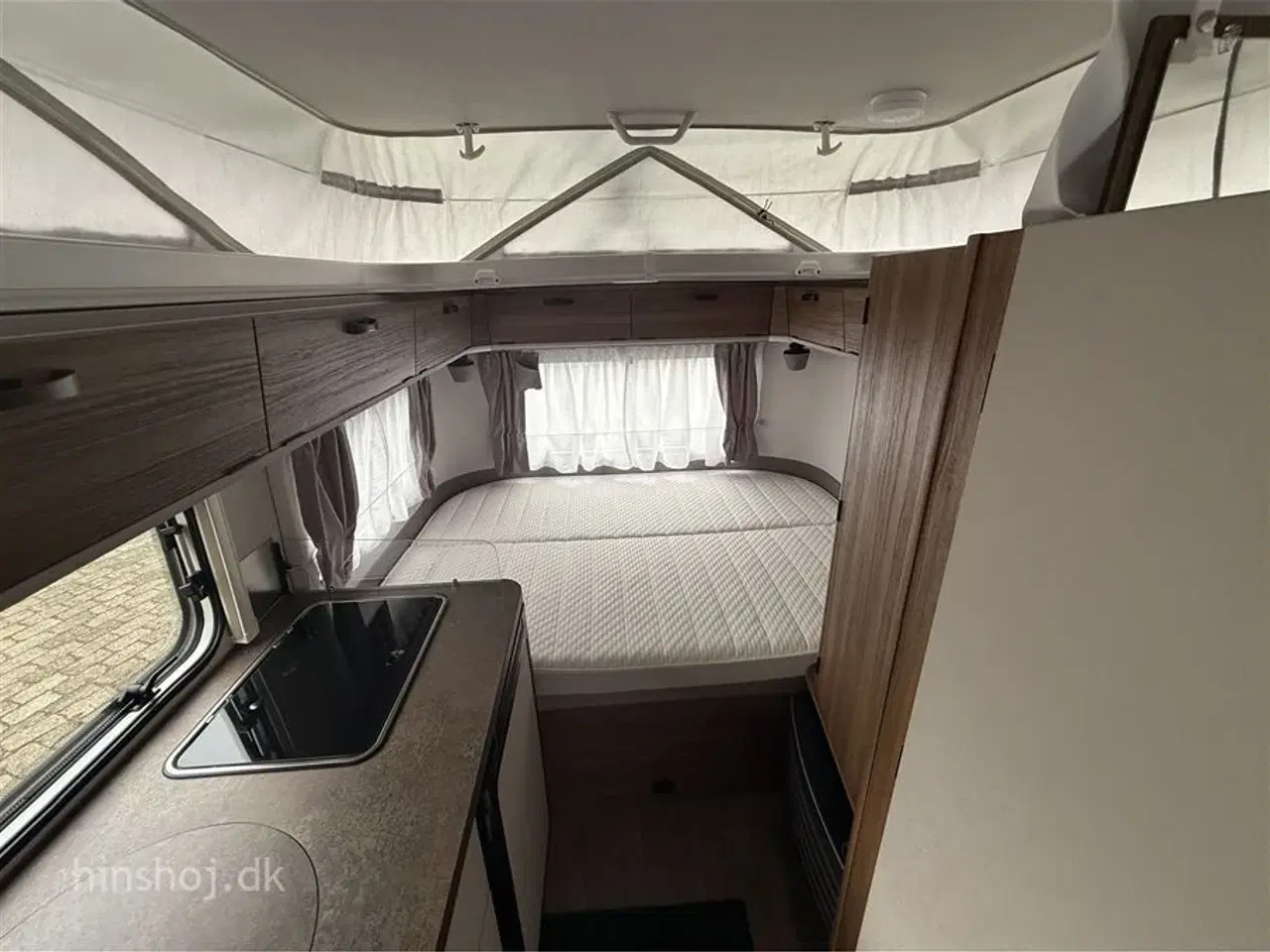 Billede 8 - 2026 - Eriba Touring 430 Legend Lækker rejsevogn med fast dobbeltseng fra Hinshøj Caravan