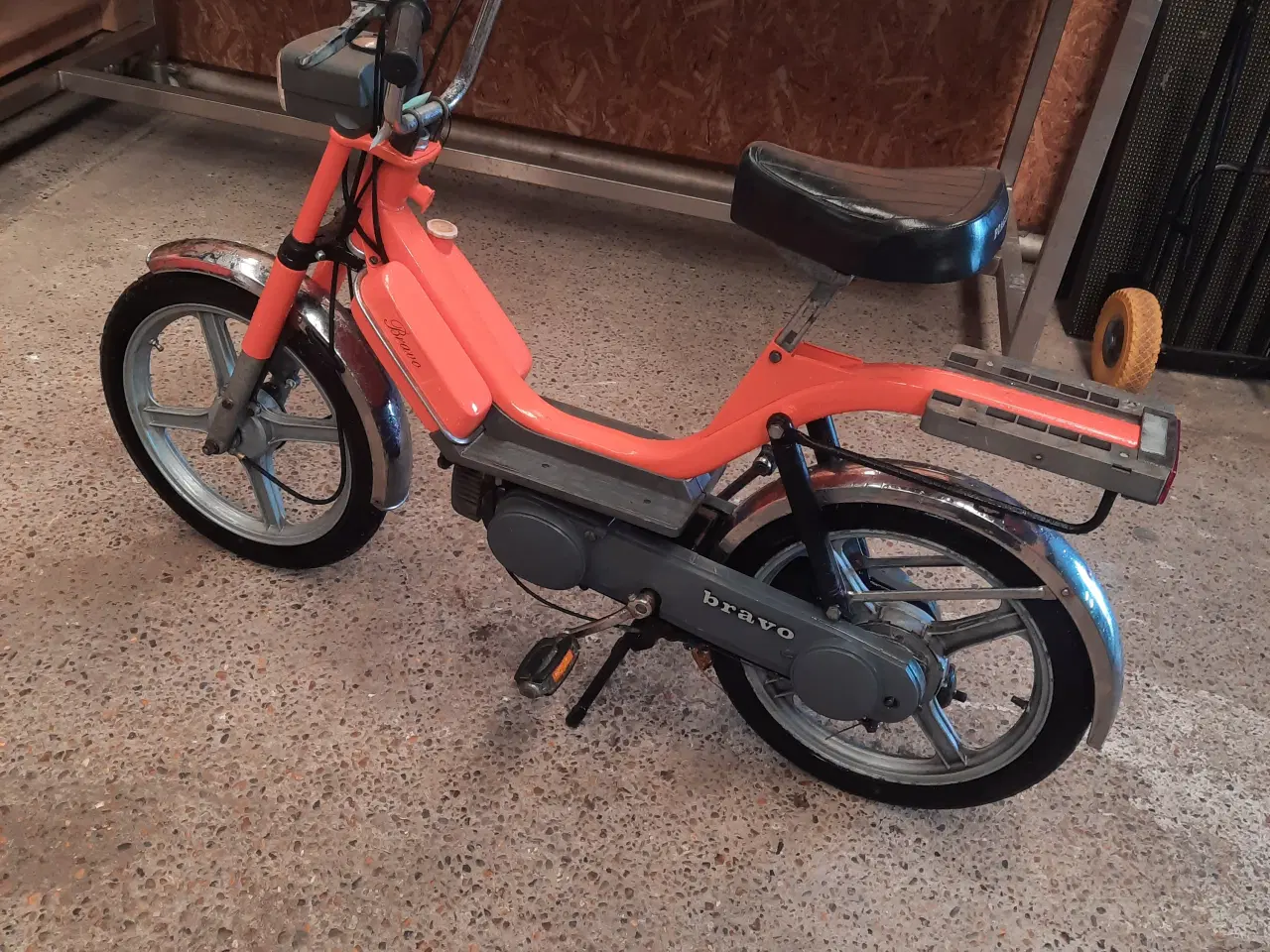 Billede 10 - Charmerende Vespa Bravo