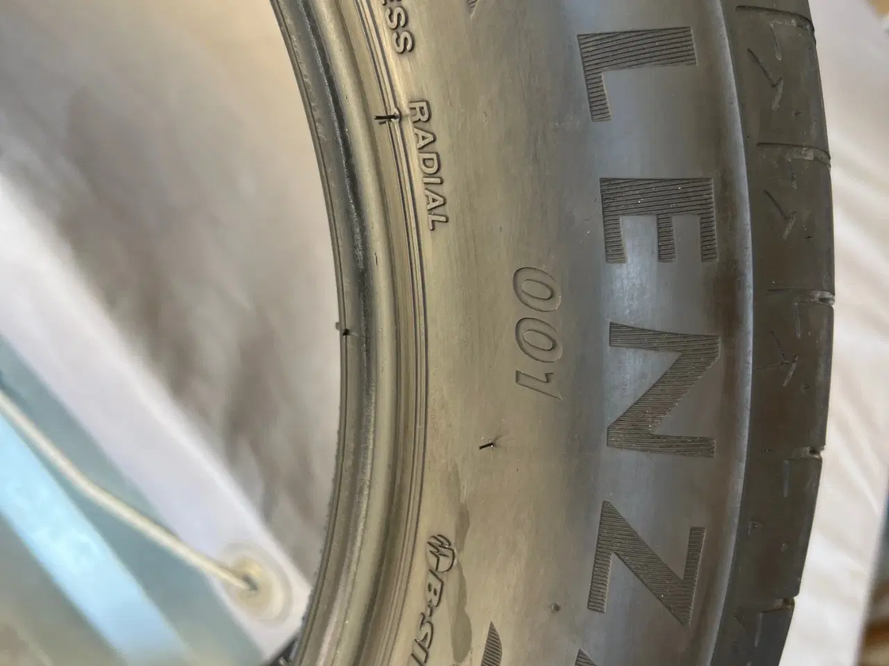 Billede 4 - dæk 235/55R/19 101V