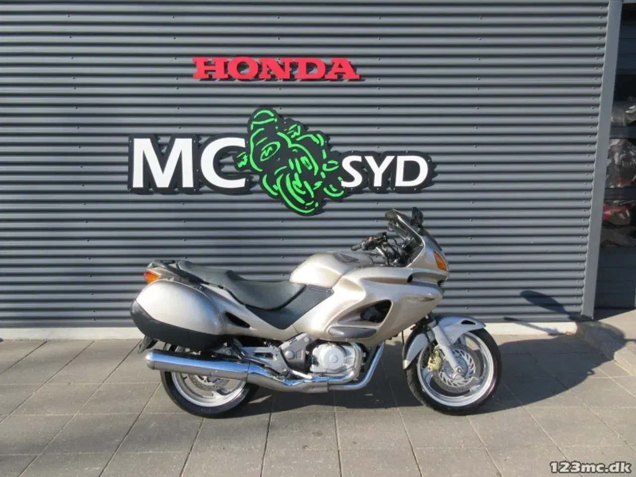 Billede 1 - Honda NT 650 Deauville MC-SYD BYTTER GERNE