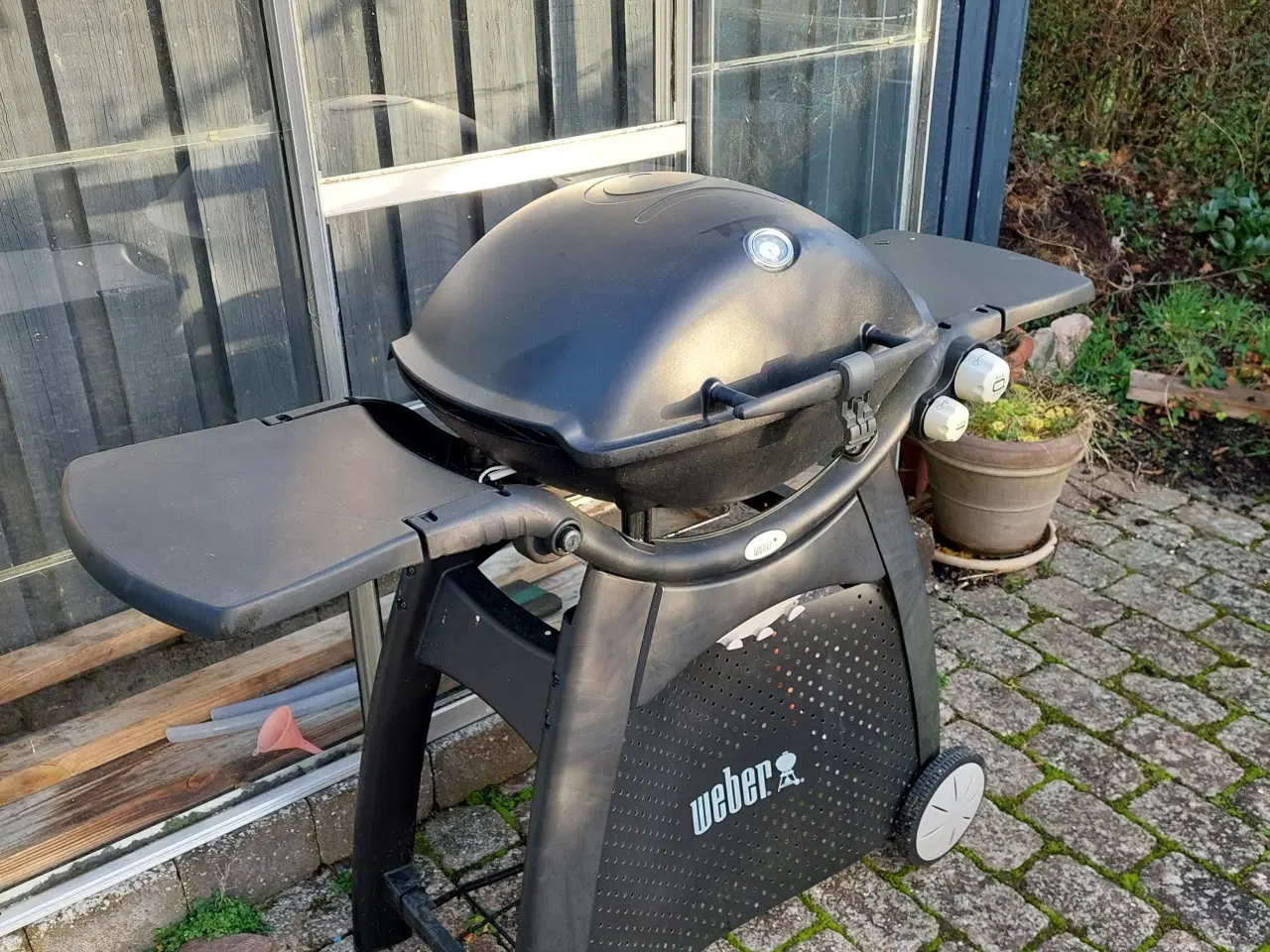 Billede 1 - Weber Q3200 gasgrill