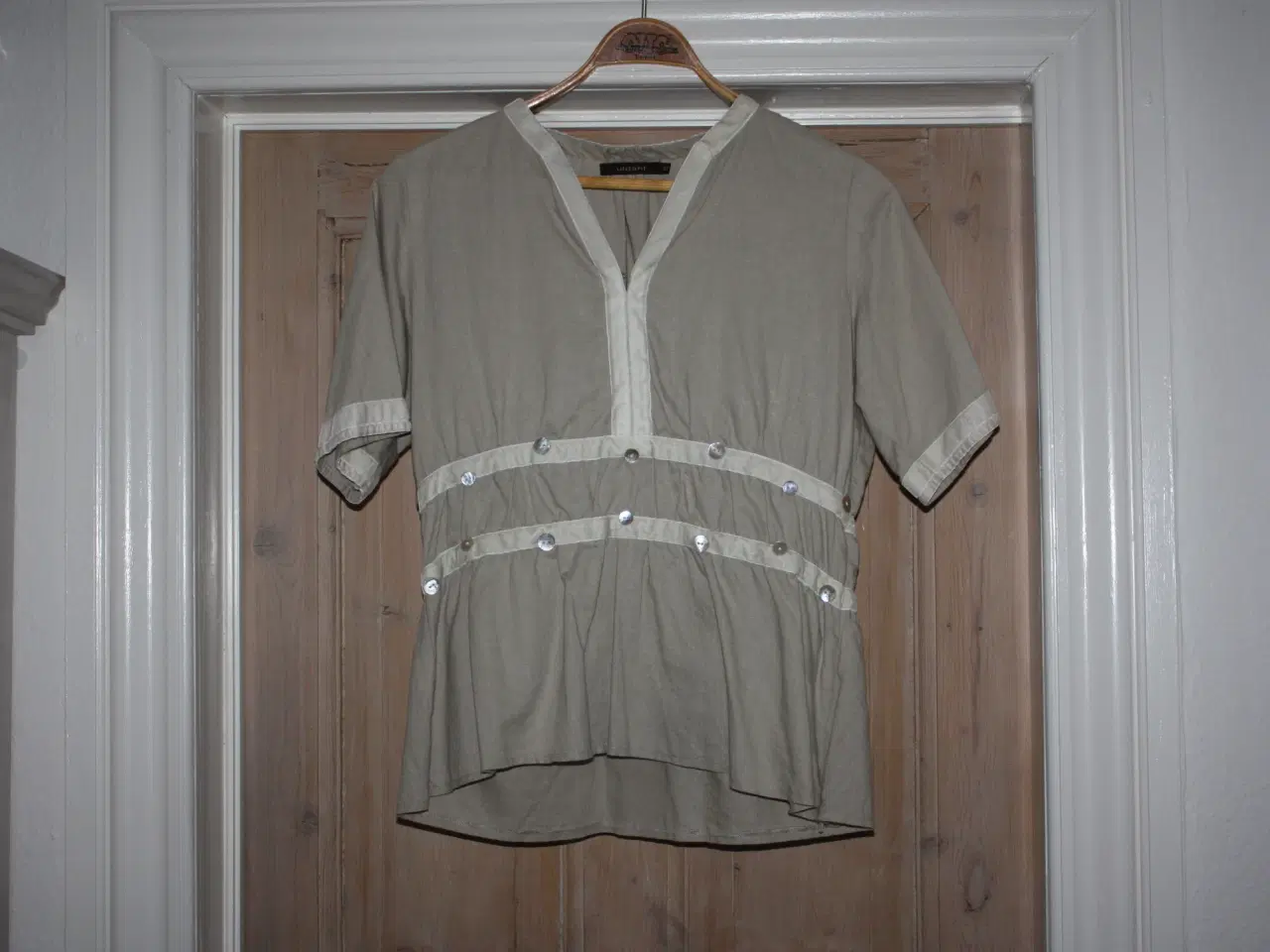 Billede 1 - Uldahl bluse str. 40