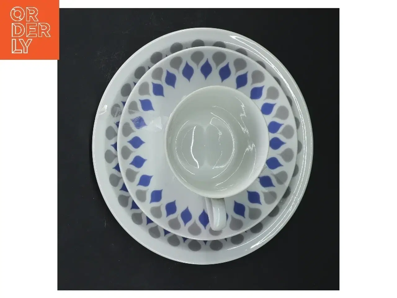 Billede 2 - Blå Dråbe fra Lyngby porcelæ, med mønster (str. Ø 18 cm)