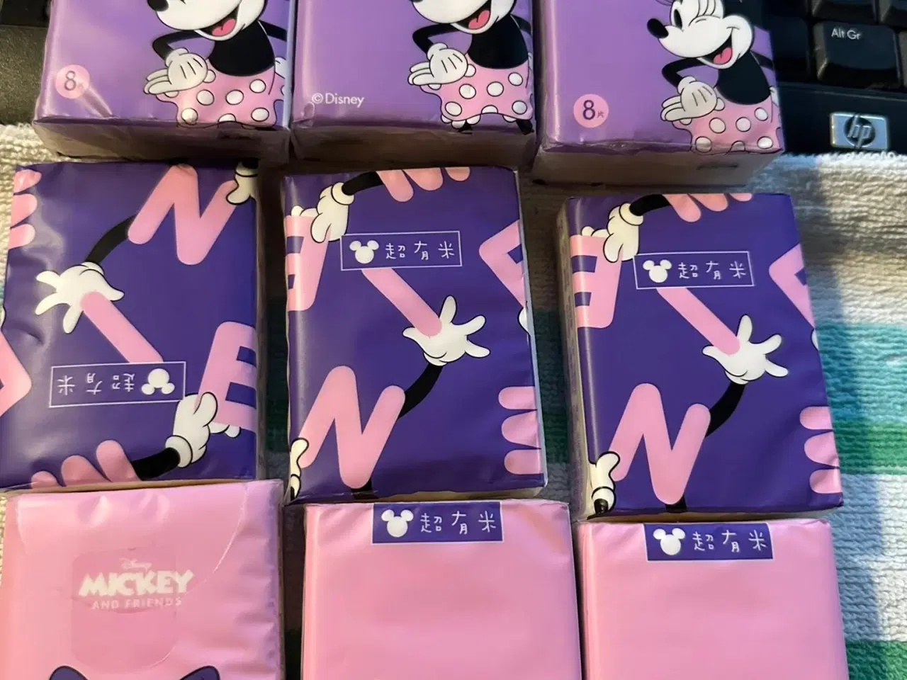 Billede 1 - Disney papir lommeklæder 