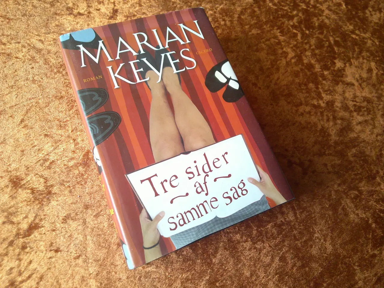Billede 1 - Tre sider af samme sag, Marian Keyes