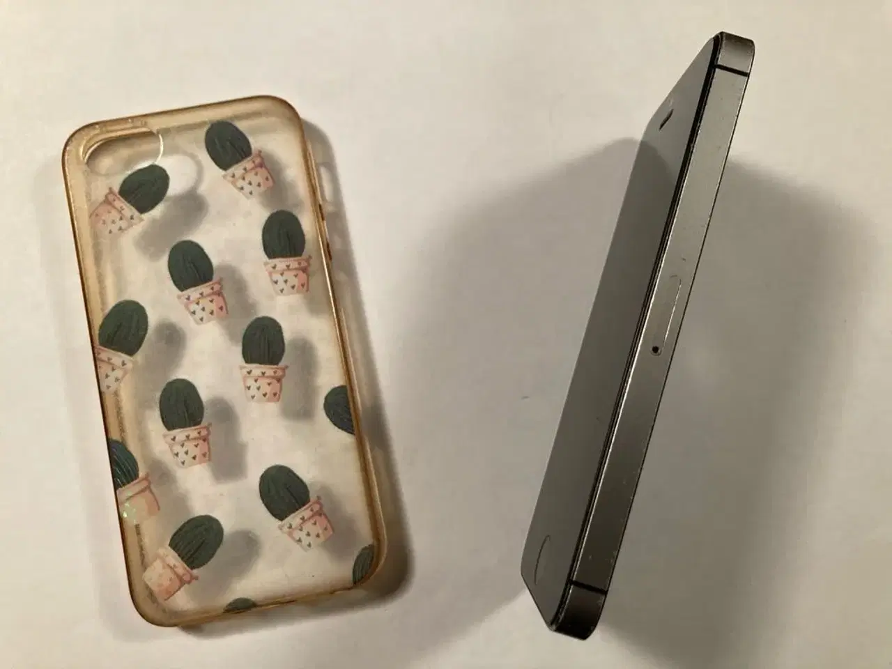 Billede 2 - IPhone 5S 16 GB, Klar til brug. NULSTILLET