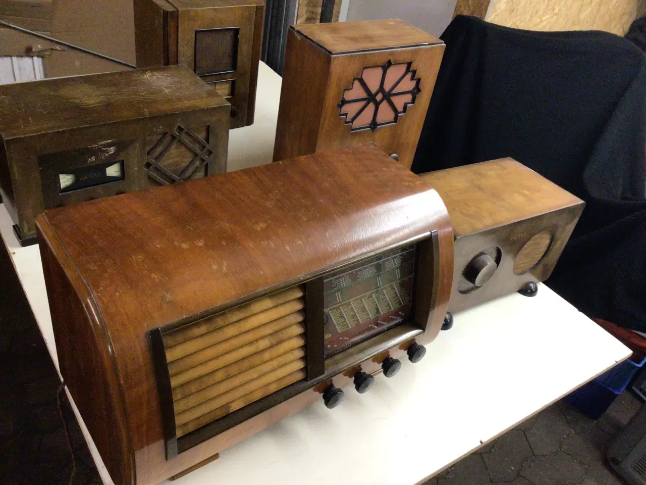 Billede 1 - Grand gamle radioer