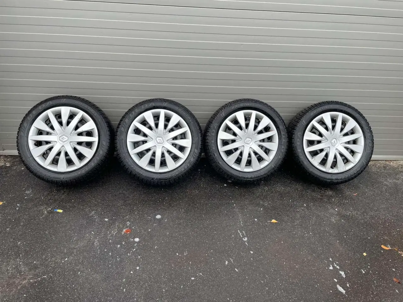 Billede 1 - 4x16” Renault stålfælge me næsten ny vinterdæk på