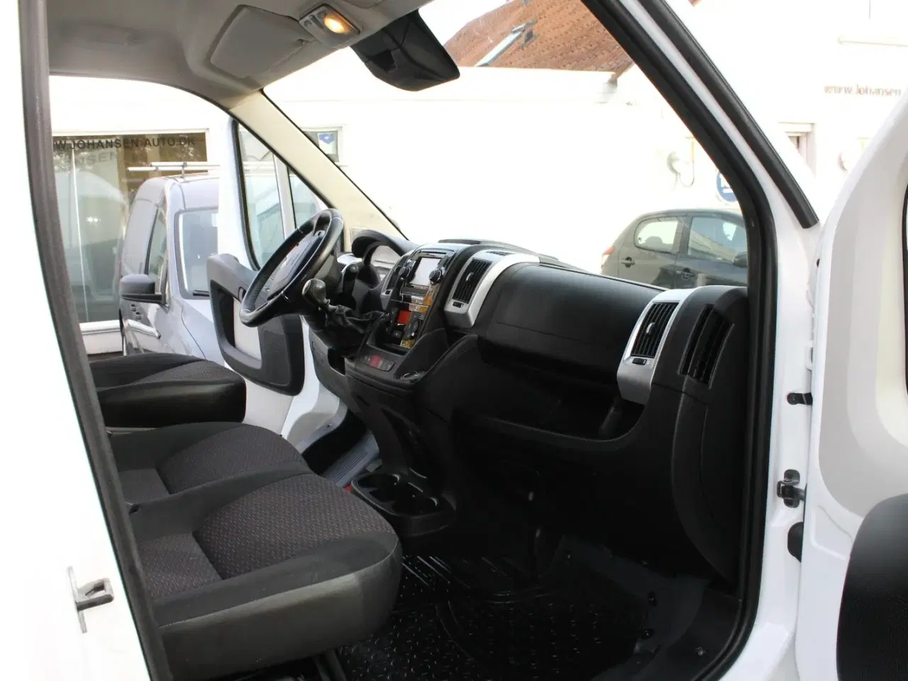 Billede 13 - Peugeot Boxer 335 2,0 BlueHDi 163 L3H2 Premium