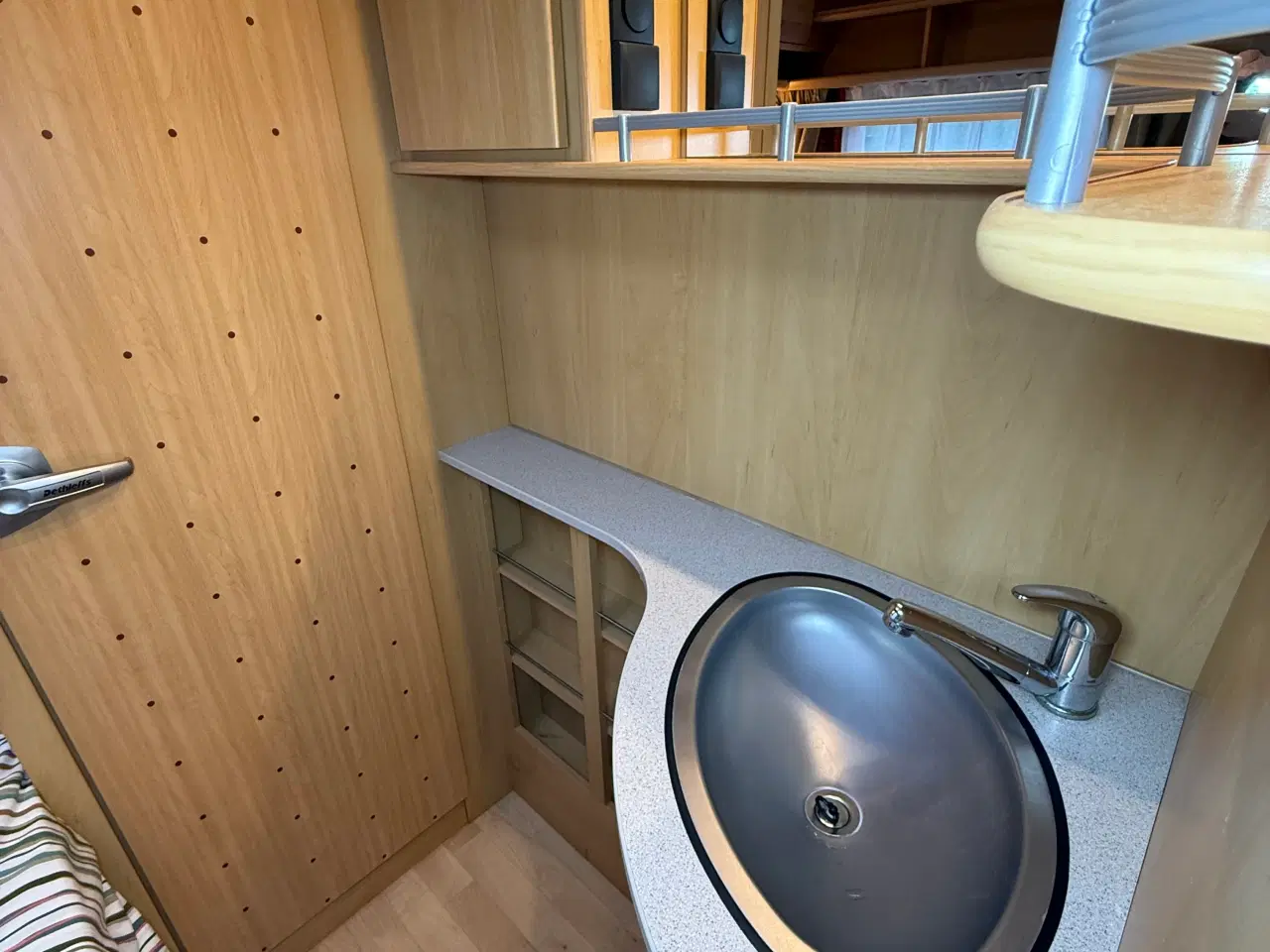 Billede 12 - 2007 Dethleffs Camper 500 / Med Air Con / Marquise