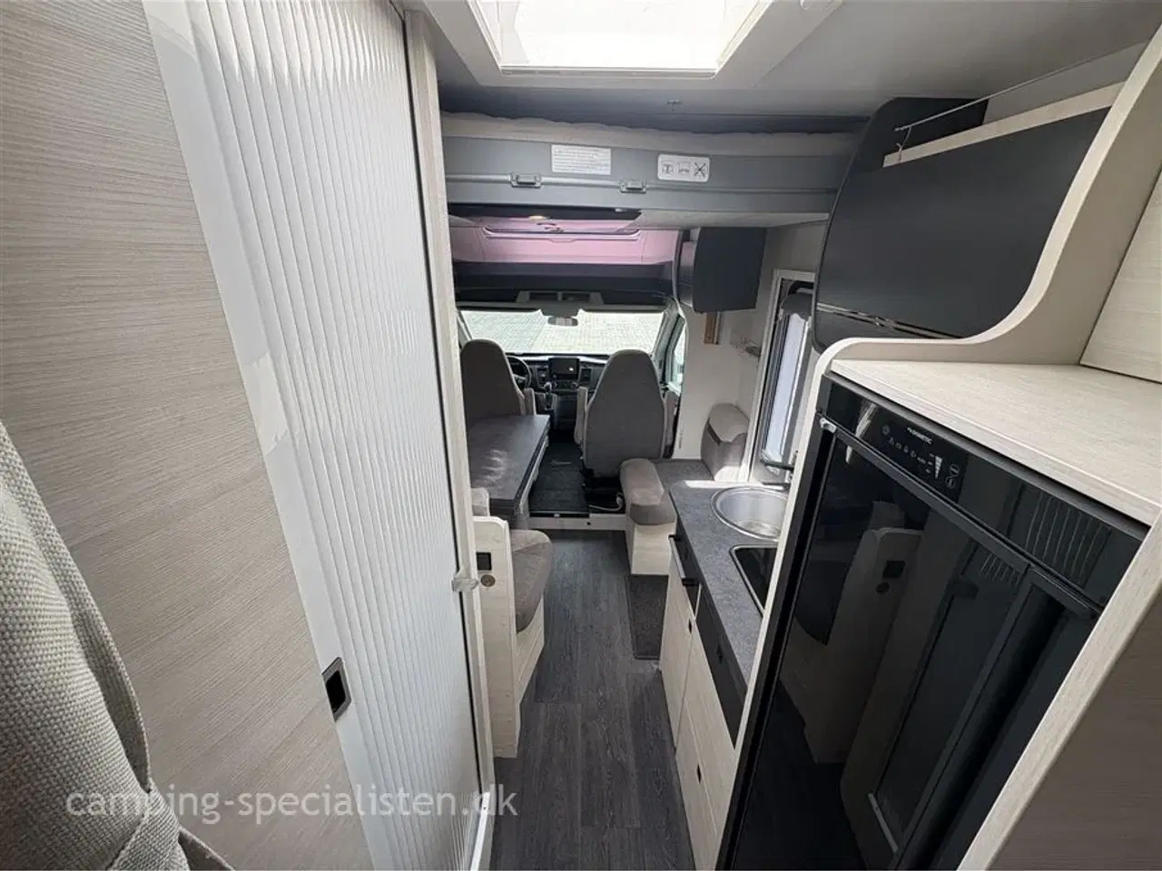 Billede 12 - 2023 - Chausson Titanium 627 GA Premium   Chausson Titanium 627 GA Premium 2023 - Se den nu hos Camping-Specialisten.dk