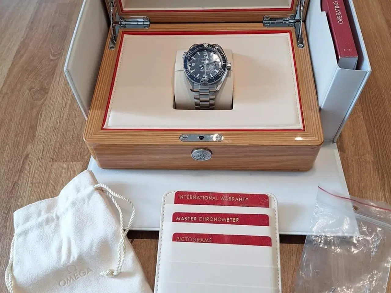 Billede 2 - Omega seamaster som nyt.