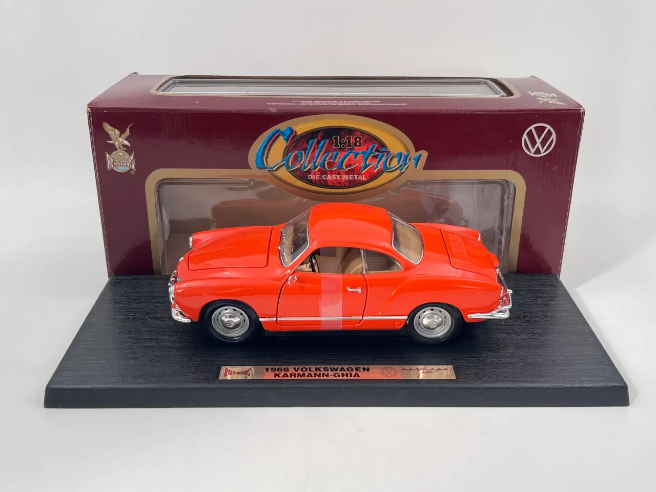 Billede 2 - 1966 VW Karmann Ghia - 1:18  Flot og detaljeret 